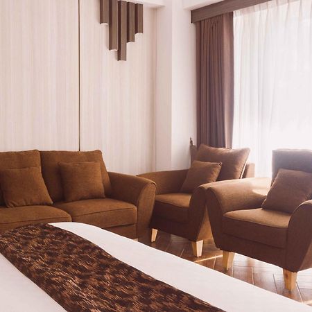 Fahira Hotel Syariah Bukittinggi Exterior foto